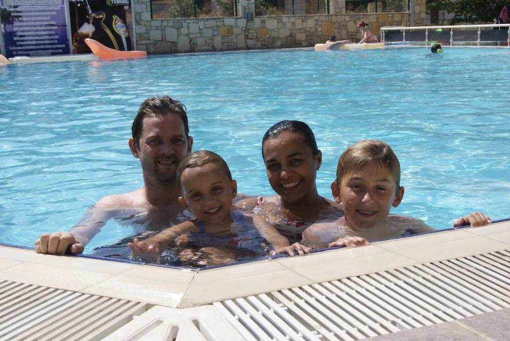 Whispering Sands Kusadasi Exterior photo