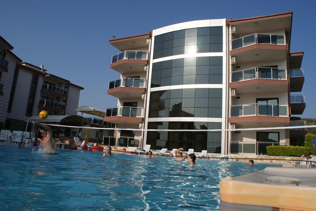 Whispering Sands Kusadasi Exterior photo
