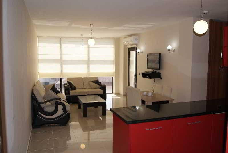 Whispering Sands Kusadasi Exterior photo